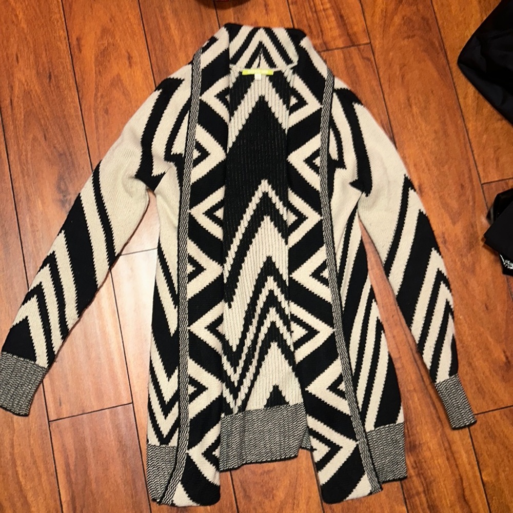 Gianni Bini Chevron Sweater Cardigan